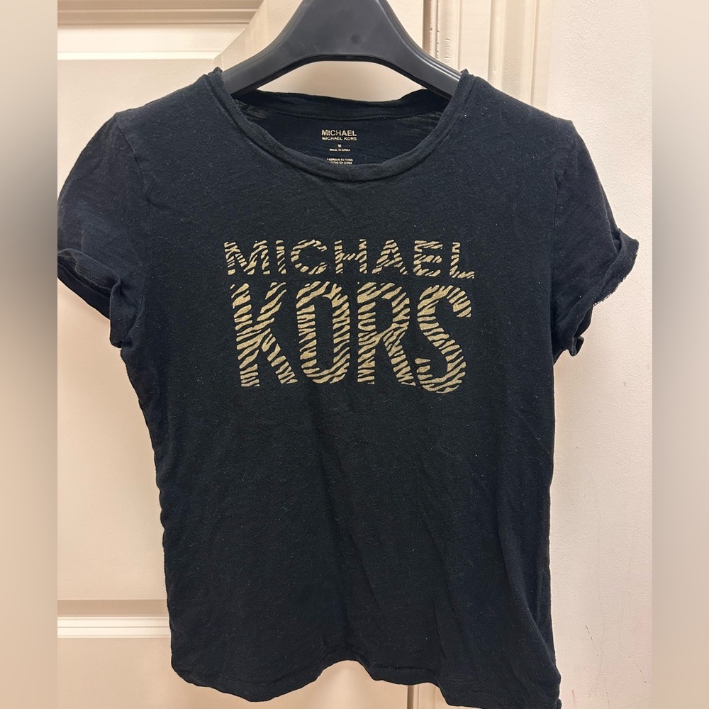 Preloved MK Tshirt